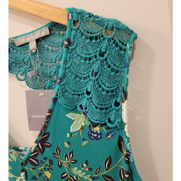 Daniel Rainn Teal Floral Peek a Boo Lace Blouse - Picture 3 of 8